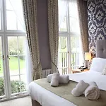 فندق Hazlewood Castle & تادكاستر