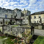 Hazlewood Castle & تادكاستر