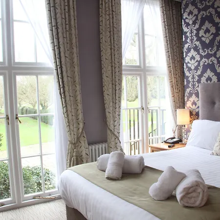 Hotel Hazlewood Castle & Tadcaster