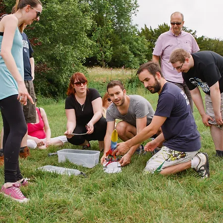 Hazlewood Castle & 4*