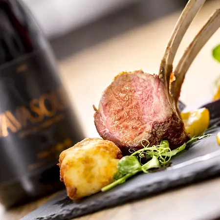 Hotel Hazlewood Castle &