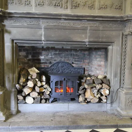 Hazlewood Castle & Отель 4*