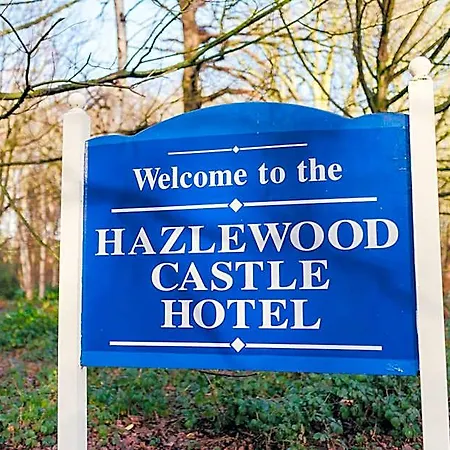 Hotel Hazlewood Castle & Tadcaster