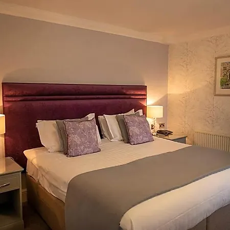 Hazlewood Castle & Hotel Tadcaster
