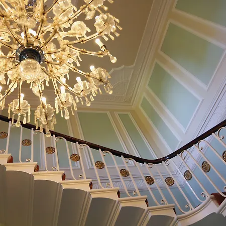 Hotel Hazlewood Castle &