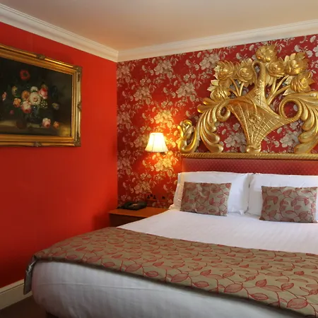 호텔 Hazlewood Castle & 4*