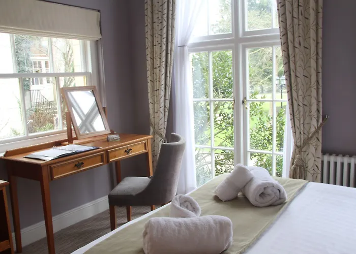 Hotel Hazlewood Castle & 4*