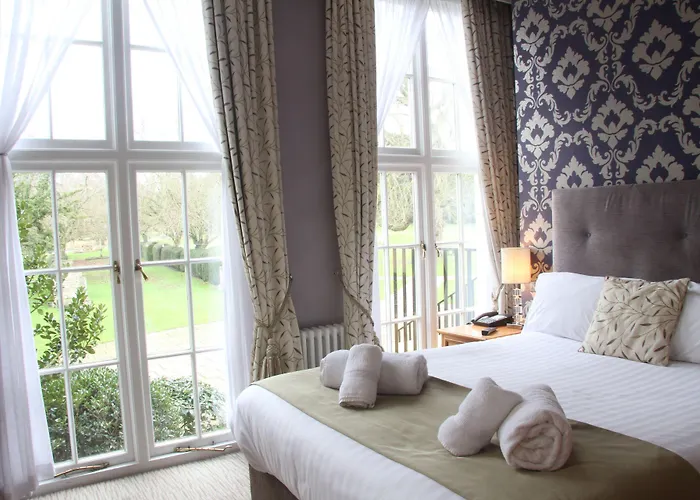 Hotel Hazlewood Castle & Tadcaster