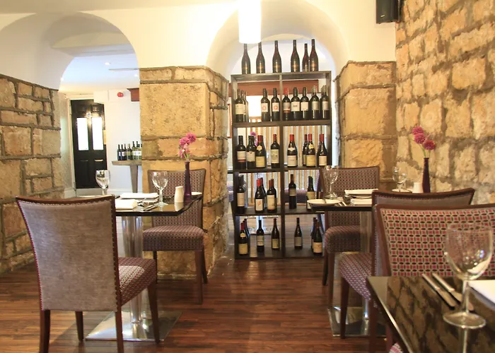 Hotel Hazlewood Castle & Tadcaster