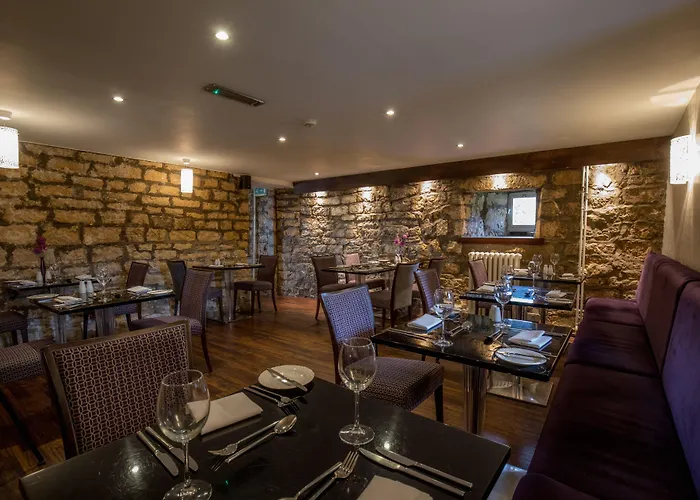 Hazlewood Castle & Hotel 4*