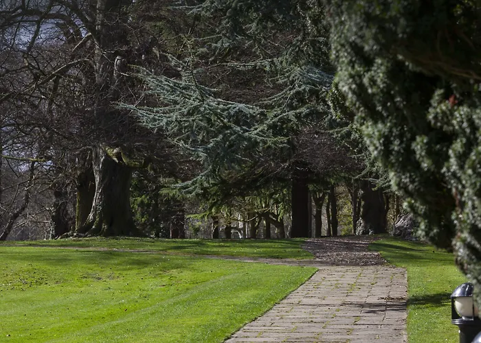 酒店 Hazlewood Castle & 4*