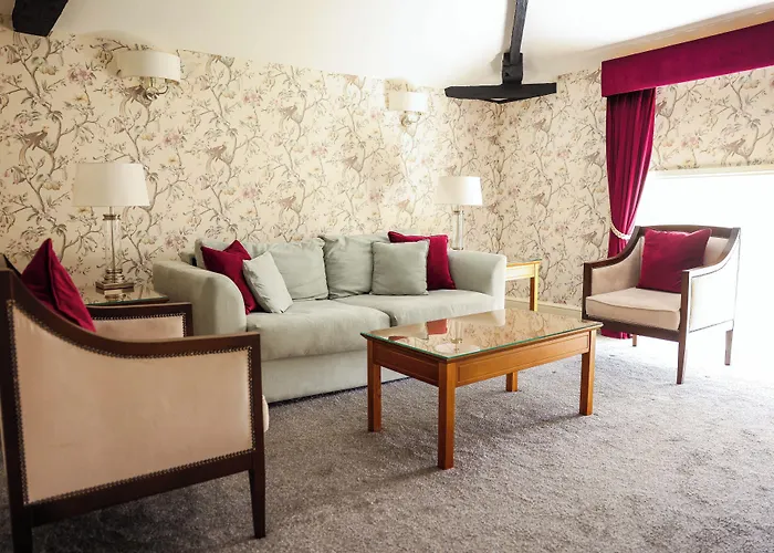 Hotel Hazlewood Castle & Tadcaster