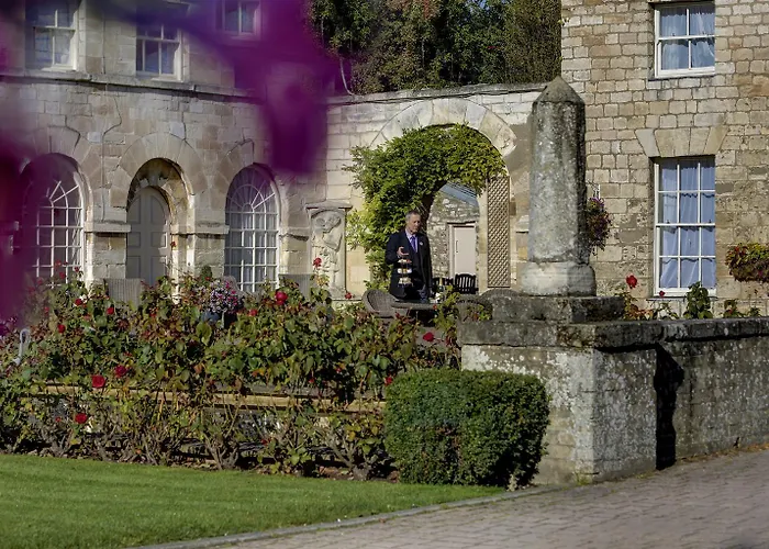 Hotel Hazlewood Castle & Tadcaster