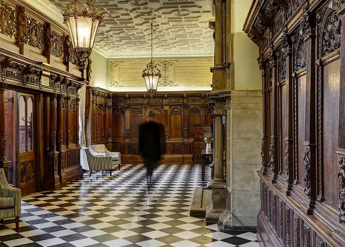 Hazlewood Castle & 4* Tadcaster