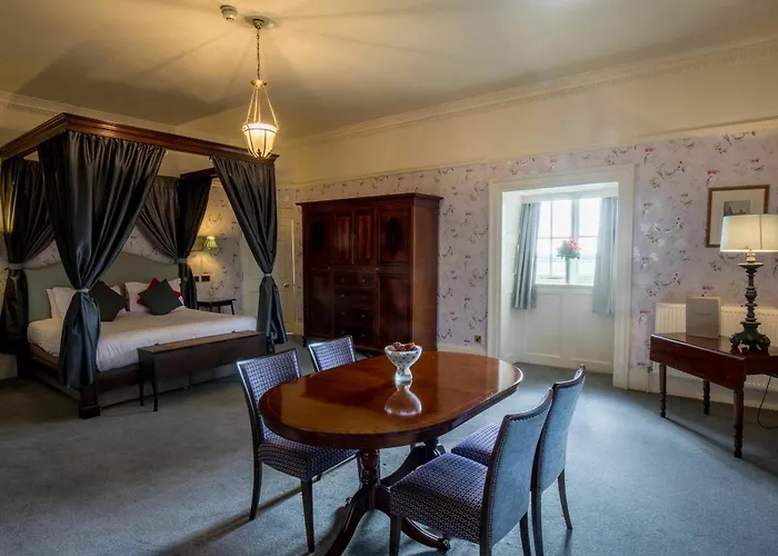 Hazlewood Castle & 4* Tadcaster