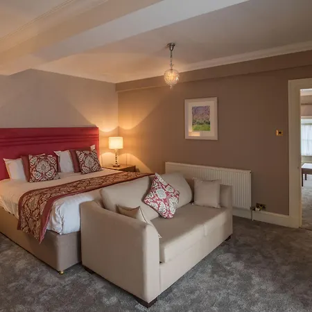 Hotel Hazlewood Castle &